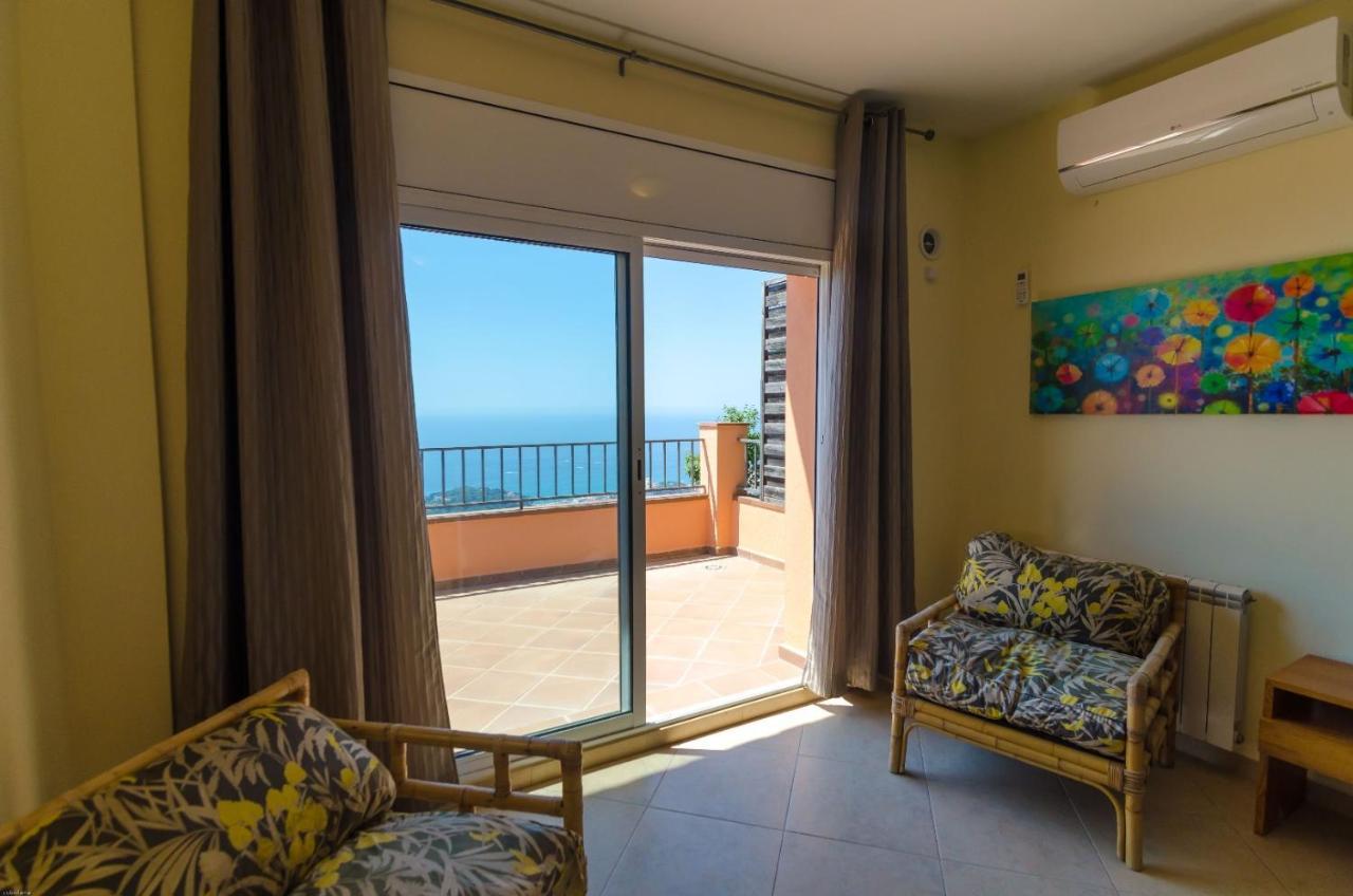 Club Villamar - Whitney Villa *